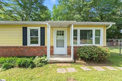 303 Boyd Avenue, Simpsonville, SC 29681 - Photo 1