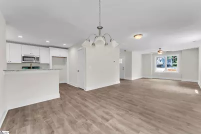 402 Woodland Circle, Belton, SC 29627 - Photo 11