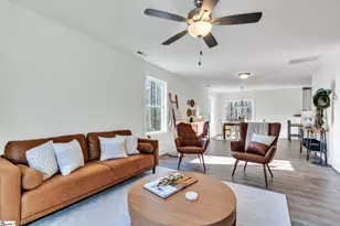 402 Woodland Cir, Belton, SC 29627 - Photo 5