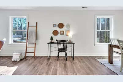 402 Woodland Circle, Belton, SC 29627 - Photo 3