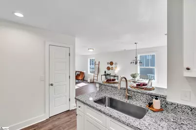 402 Woodland Circle, Belton, SC 29627 - Photo 13