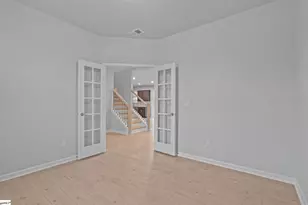 1172 Fox Holw St, Spartanburg, SC 29303 - Photo 5