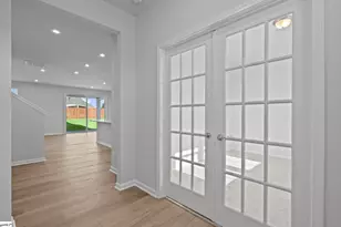 1176 Fox Holw St, Spartanburg, SC 29303 - Photo 5