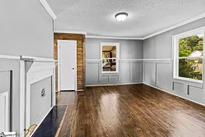 303 Beauregard Street, Clinton, SC 29325 - Photo 7