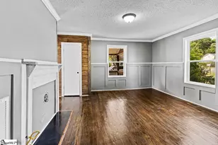 303 Beauregard St, Clinton, SC 29325 - Photo 7