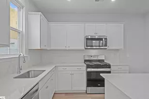 1329 Capefox Dr, Spartanburg, SC 29303 - Photo 9