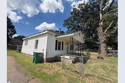 179 Spring Street, Spartanburg, SC 29301 - Photo 1