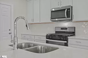 103 Gardner Ave, Gray Court, SC 29645 - Photo 9