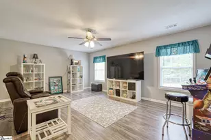 316 Crestview Ln, Spartanburg, SC 29301 - Photo 11