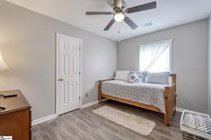 316 Crestview Ln, Spartanburg, SC 29301 - Photo 15