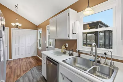 448 Timberview Lane, Simpsonville, SC 29681 - Photo 13