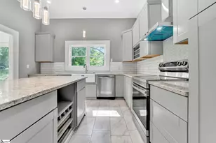 522 S Harper St, Laurens, SC 29360 - Photo 9