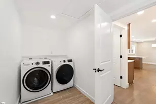 101 Lancaster Ln, Greenville, SC 29605 - Photo 15