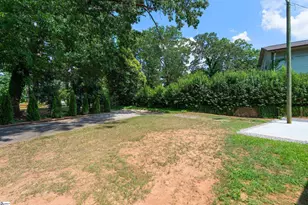 101 Lancaster Ln, Greenville, SC 29605 - Photo 31