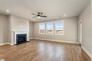 200 Highland St, Taylors, SC 29687 - Photo 11