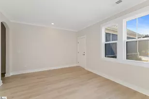 202 Highland St, Taylors, SC 29687 - Photo 3