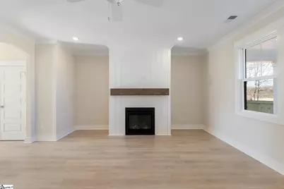 202 Highland Street, Taylors, SC 29687 - Photo 9