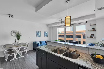 100 E Washington Street #Unit 65, Greenville, SC 29601 - Photo 5