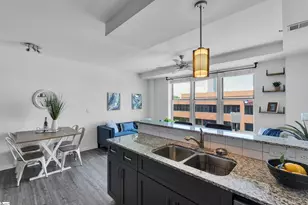 100 E Washington St, Greenville, SC 29601 - Photo 5