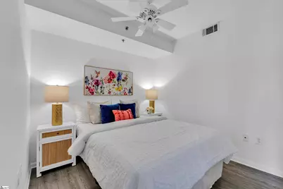 100 E Washington Street #Unit 65, Greenville, SC 29601 - Photo 9