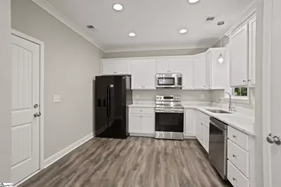 653 Duncan Station Drive, Duncan, SC 29334 - Photo 9