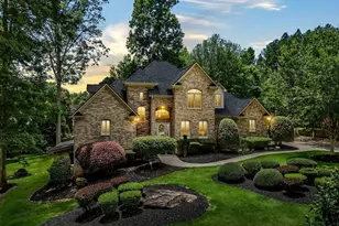 688 Mosswood Ln, Spartanburg, SC 29301 - Photo 1