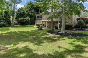 688 Mosswood Ln, Spartanburg, SC 29301 - Photo 5