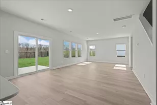 549 Cozy Blf Rd, Spartanburg, SC 29301 - Photo 7