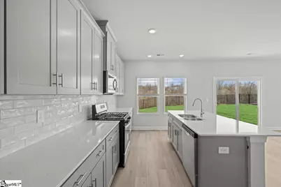 549 Cozy Bluff Road, Spartanburg, SC 29301 - Photo 9