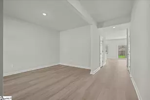 549 Cozy Blf Rd, Spartanburg, SC 29301 - Photo 3