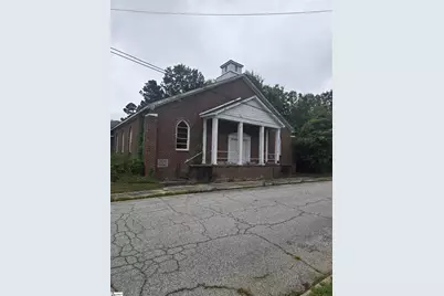 110 N Owens Street, Clinton, SC 29325 - Photo 1