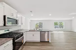 225 Pristine Dr, Greenwood, SC 29646 - Photo 17