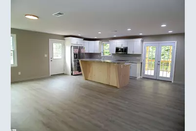 190 Clearview Hts, Boiling Springs, SC 29316 - Photo 3