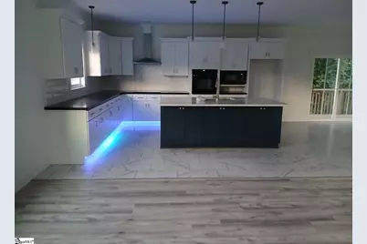 816 E Carolina Avenue, Clinton, SC 29325 - Photo 15