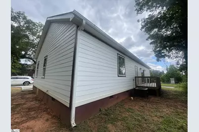 816 E Carolina Avenue, Clinton, SC 29325 - Photo 39