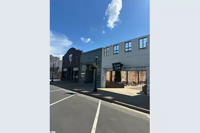 226 S Main Street, Woodruff, SC 29388 - Photo 1