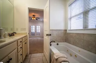 6 Worthington Ct, Simpsonville, SC 29681 - Photo 21