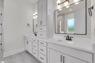 4052 Hollybank Drive, Spartanburg, SC 29303 - Photo 13