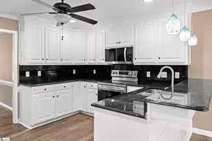 514 Flynn Rd, Greer, SC 29651 - Photo 9