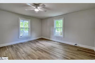 307 Woodruff Street, Woodruff, SC 29388 - Photo 9