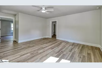 307 Woodruff Street, Woodruff, SC 29388 - Photo 3