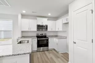 804 Embark Cir, Greer, SC 29651 - Photo 5