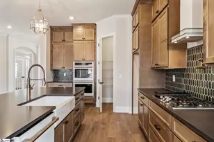 205 Chandler Ct, Easley, SC 29642 - Photo 13