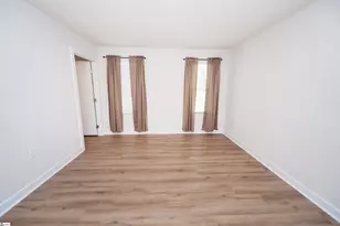 640 Hardwood Dr, Boiling Springs, SC 29316 - Photo 13