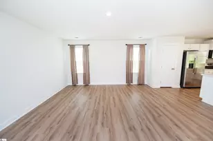 640 Hardwood Dr, Boiling Springs, SC 29316 - Photo 11