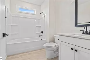 1914 Crumhorn Ave, Boiling Springs, SC 29316 - Photo 7