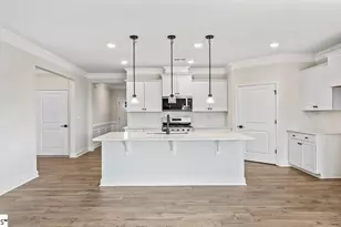 1914 Crumhorn Ave, Boiling Springs, SC 29316 - Photo 13