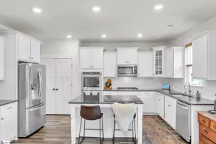 313 Foxbank Cir, Greer, SC 29651 - Photo 17