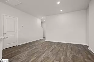 303 Heswall Ct, Greenville, SC 29605 - Photo 7