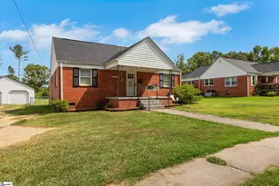 330 Poplar St, Clinton, SC 29325 - Photo 3